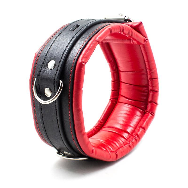 LateToBed collar con correa de metal e interior acolchado