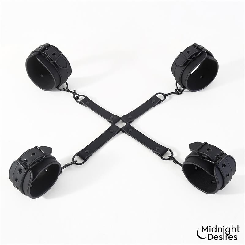 Midnight Desires hogtie con barra, esposas de manos y tobillos