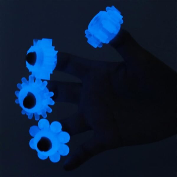 Lumino Play Set 4 Anillo para el Pene Luz Azul - Imagen 6